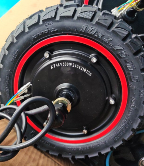 EverCross A1 Motor Rot Reifen Engine